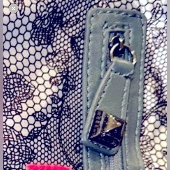 RARE, BETSEY JOHNSON, WHIP & STUDS TOTE. NEW - Picture 12 of 13